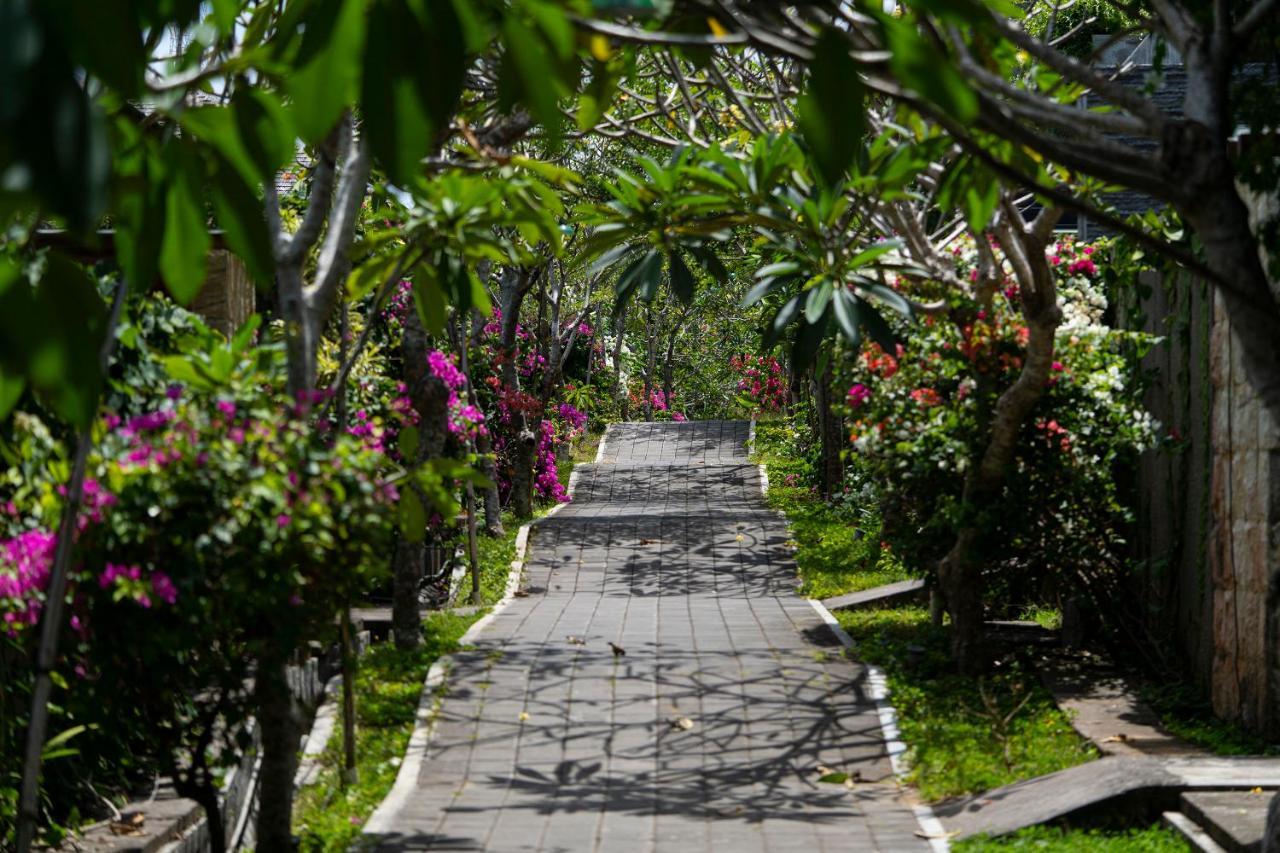 Moritz Palm Villa อูงาซัน ภายนอก รูปภาพ
